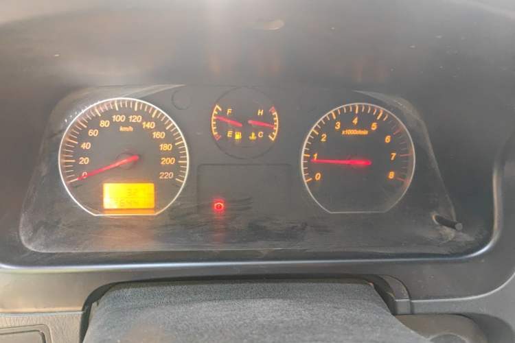 Used Jinbei Express 2019 2.0L Luxury Version China VI 1TZS Instrument Cluster
