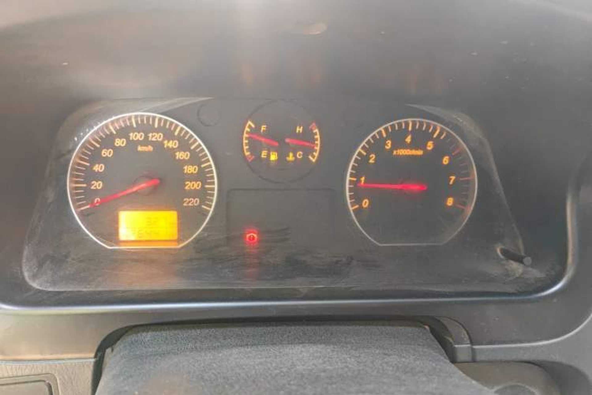 Used Jinbei Express 2019 2.0L Luxury Version China VI 1TZS Instrument Cluster