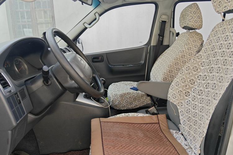Used Jinbei Express 2019 2.0L Luxury Version China VI 1TZS Left Front Seat