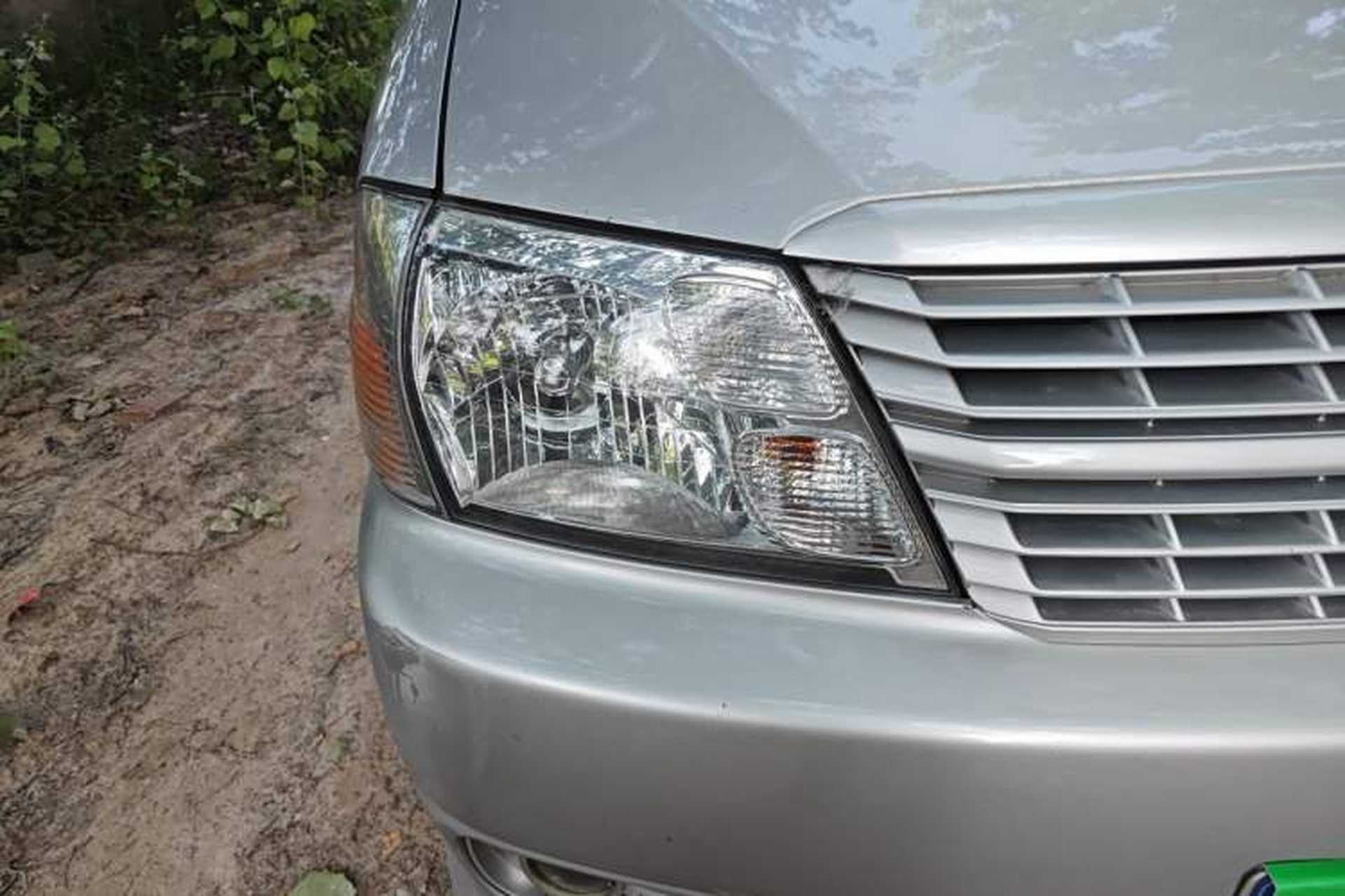 Used Jinbei Express 2019 2.0L Luxury Version China VI 1TZS Right Front Headlight