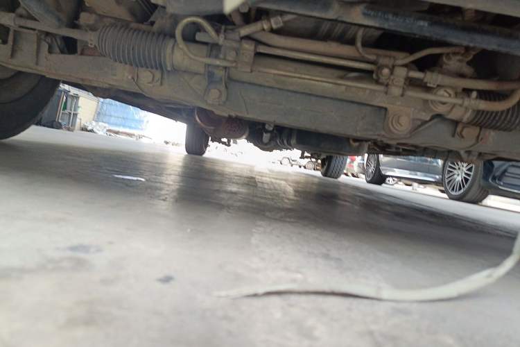 Used Jinbei Express 2019 2.0L Standard Version China VI 1TZS Chassis Front