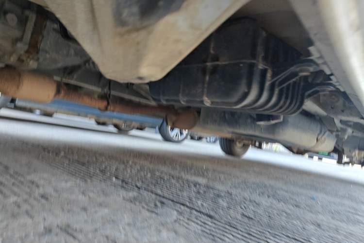 Used Jinbei Express 2019 2.0L Standard Version China VI 1TZS Chassis Front Left