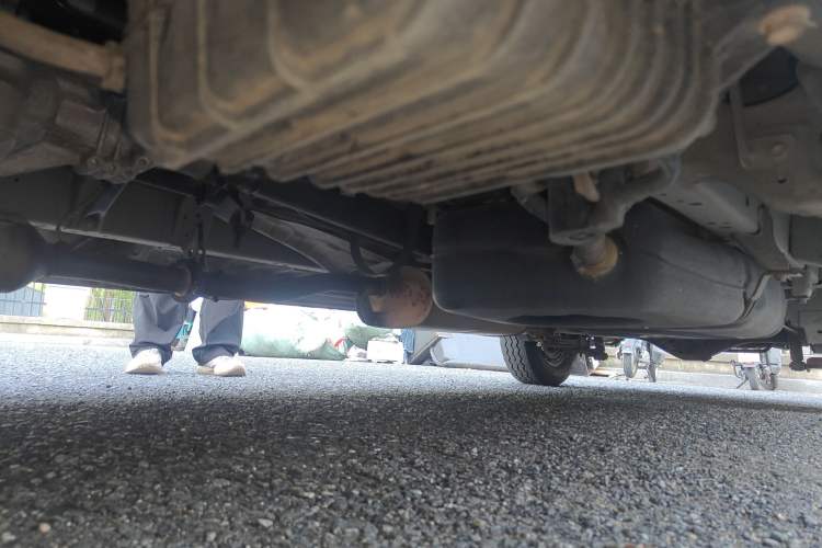 Used Jinbei Express 2019 2.0L Standard Version China VI 1TZS Chassis Front Left