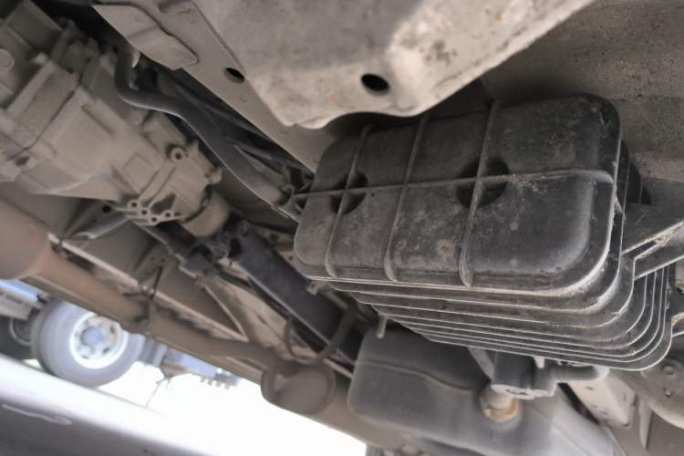Used Jinbei Express 2019 2.0L Standard Version China VI 1TZS Chassis Front Left