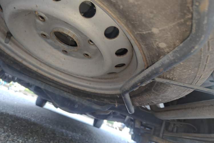 Used Jinbei Express 2019 2.0L Standard Version China VI 1TZS Chassis Rear