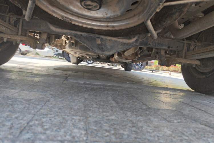 Used Jinbei Express 2019 2.0L Standard Version China VI 1TZS Chassis Rear