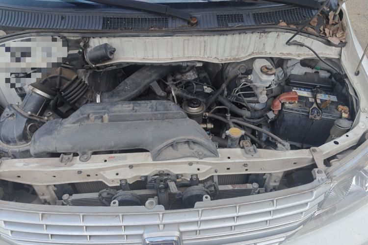 Used Jinbei Express 2019 2.0L Standard Version China VI 1TZS Engine Bay