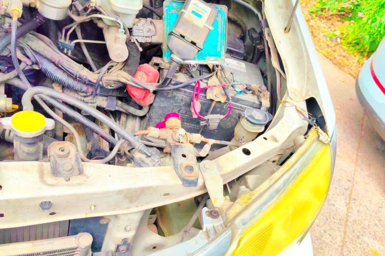 Used Jinbei Express 2019 2.0L Standard Version China VI 1TZS Engine Bay Left