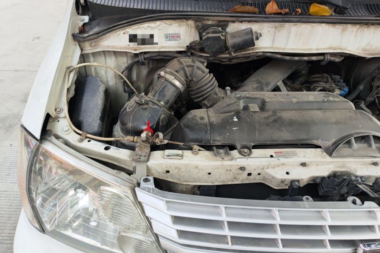 Used Jinbei Express 2019 2.0L Standard Version China VI 1TZS Engine Bay Right