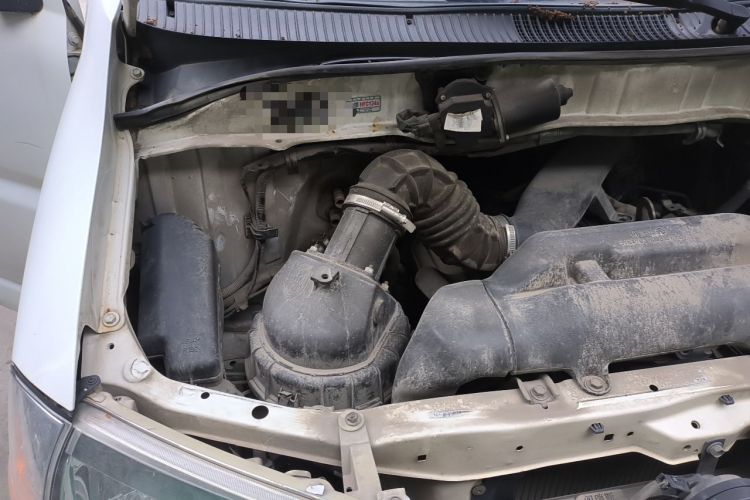 Used Jinbei Express 2019 2.0L Standard Version China VI 1TZS Engine Bay Right