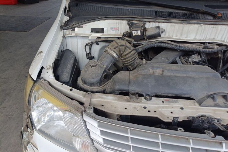 Used Jinbei Express 2019 2.0L Standard Version China VI 1TZS Engine Bay Right