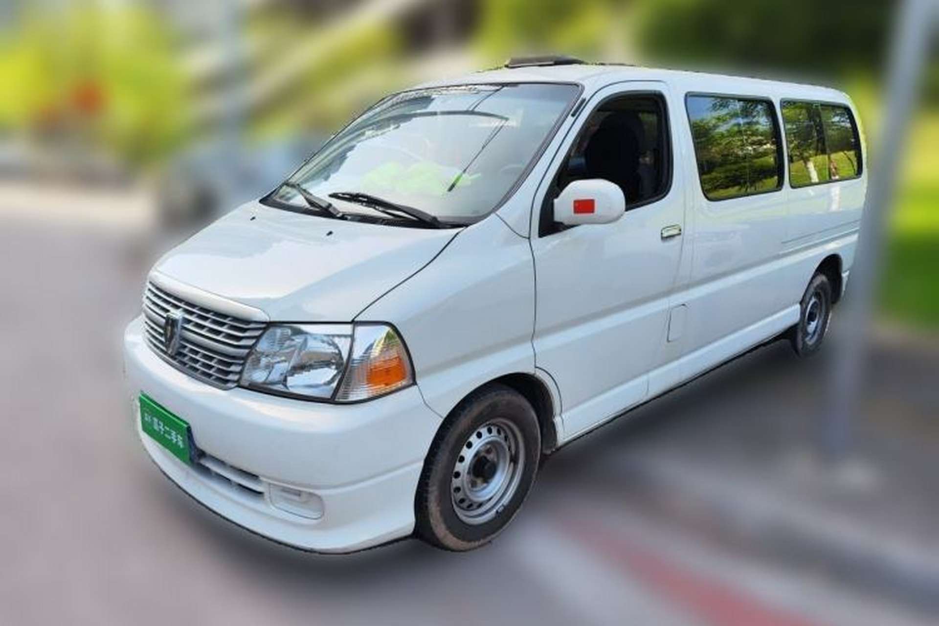 Used Jinbei Express 2019 2.0L Standard Version China VI 1TZS Front Left 45 Deg