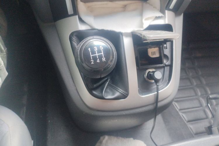 Used Jinbei Express 2019 2.0L Standard Version China VI 1TZS Gear Lever