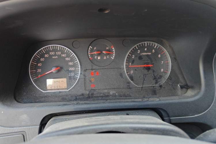 Used Jinbei Express 2019 2.0L Standard Version China VI 1TZS Instrument Cluster