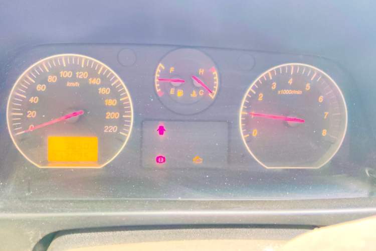 Used Jinbei Express 2019 2.0L Standard Version China VI 1TZS Instrument Cluster