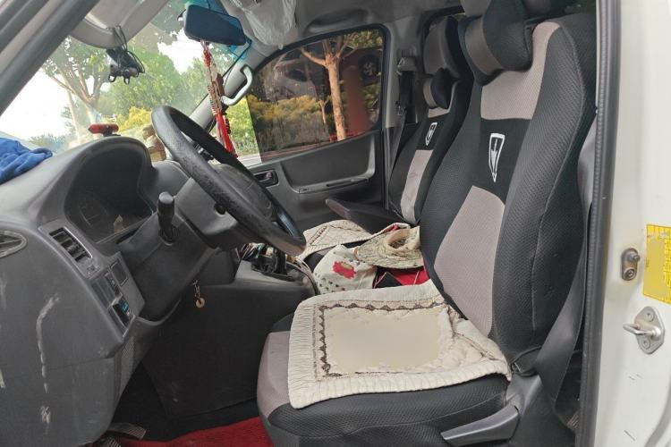 Used Jinbei Express 2019 2.0L Luxury Version China VI 1TZS Left Front Seat