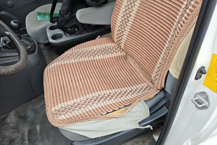 Used Jinbei Express 2019 2.0L Standard Version China VI 1TZS Left Front Seat