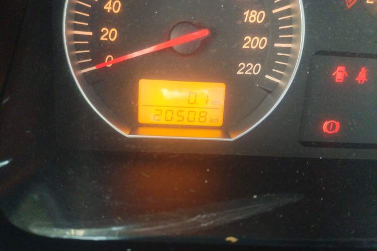 Used Jinbei Express 2019 2.0L Standard Version China VI 1TZS Odometer Close Up