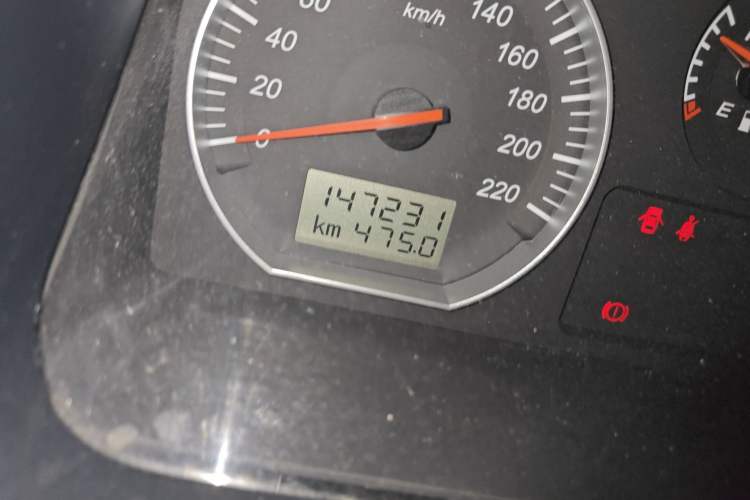 Used Jinbei Express 2019 2.0L Standard Version China VI 1TZS Odometer Close Up