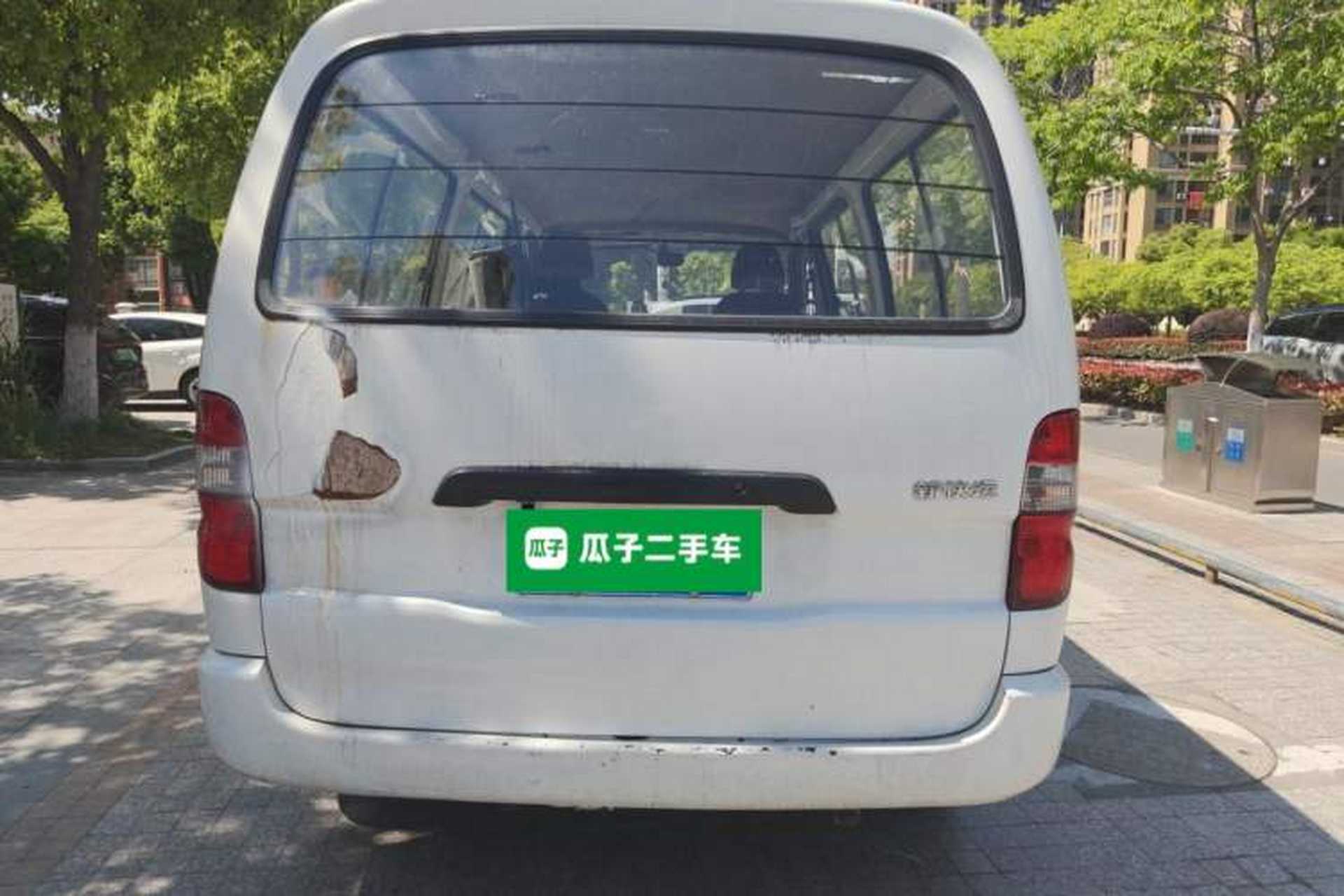 Used Jinbei Express 2019 2.0L Standard Version China VI 1TZS Rear