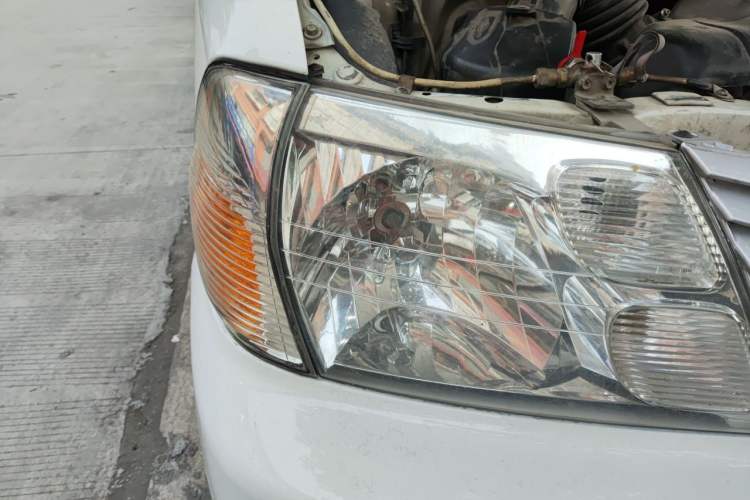 Used Jinbei Express 2019 2.0L Standard Version China VI 1TZS Right Front Headlight
