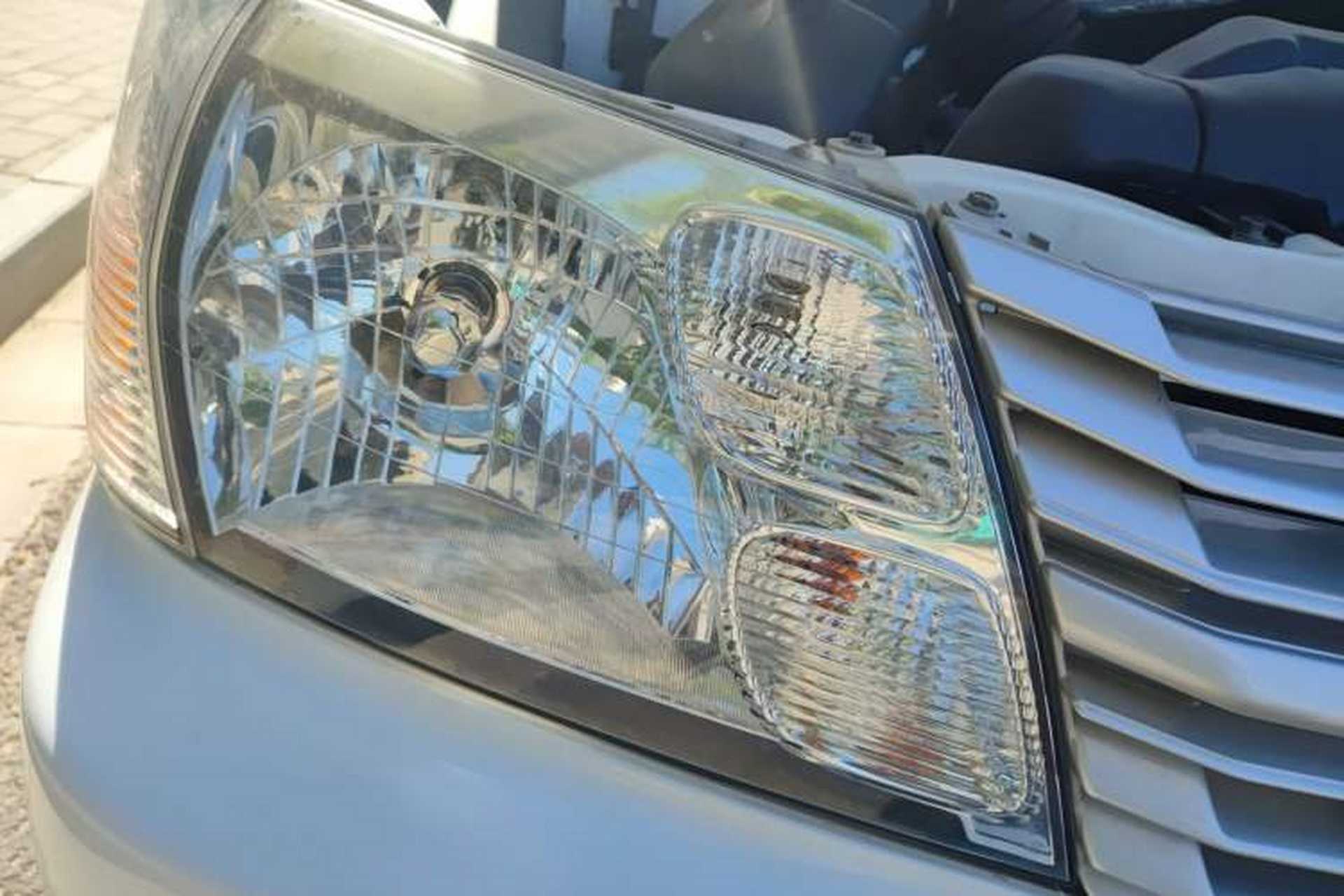Used Jinbei Express 2019 2.0L Standard Version China VI 1TZS Right Front Headlight