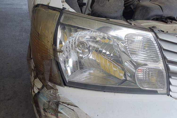 Used Jinbei Express 2019 2.0L Standard Version China VI 1TZS Right Front Headlight