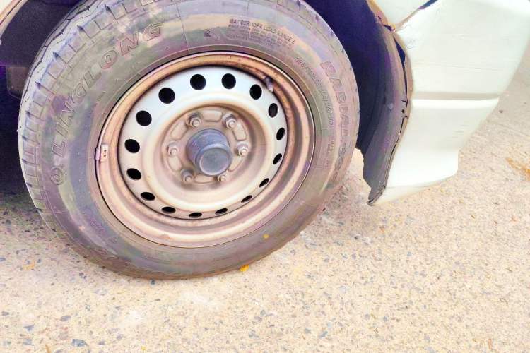 Used Jinbei Express 2019 2.0L Standard Version China VI 1TZS Right Front Wheel Hub