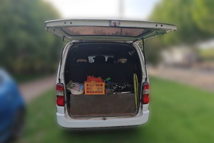 Used Jinbei Express 2019 2.0L Luxury Version China VI 1TZS Trunk