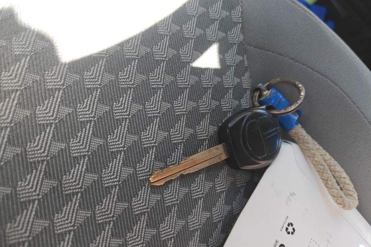 Used Jinbei Express 2019 2.0L Standard Version China VI 1TZS Vehicle Key