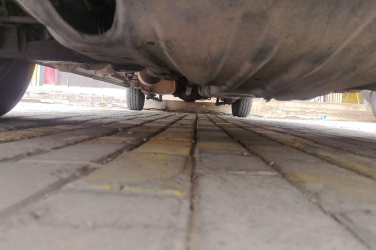 Used Jinbei Express 2019 2.0L Standard Version China VI 1TZS Chassis Front