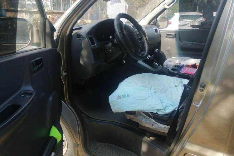 Used Jinbei Express 2020 2.0L Upgraded Version China VI Standard 6-Seater 1TZS Driver Seat