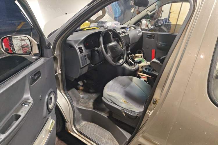 Used Jinbei Express 2020 2.0L Upgraded Version China VI Standard 6-Seater 1TZS Driver Seat