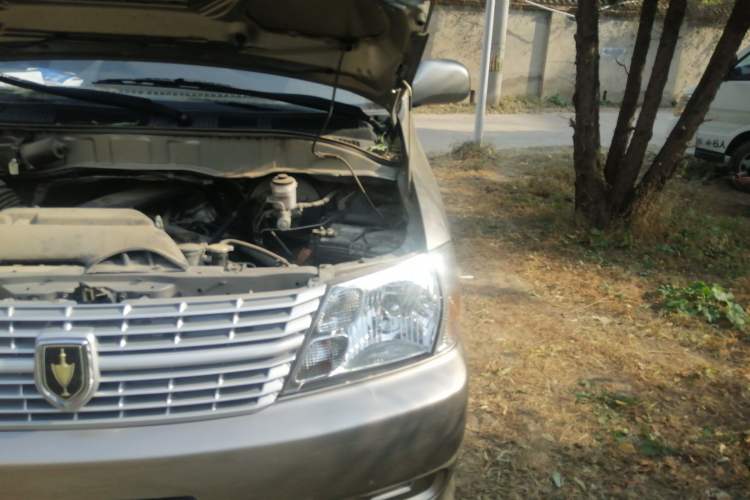 Used Jinbei Express 2020 2.0L Upgraded Version China VI Standard 6-Seater 1TZS Engine Bay Left