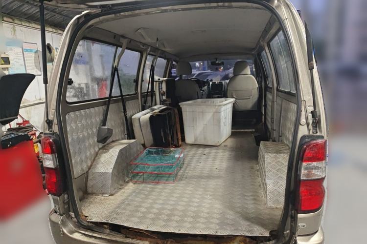 Used Jinbei Express 2020 2.0L Upgraded Version China VI Standard 6-Seater 1TZS Trunk