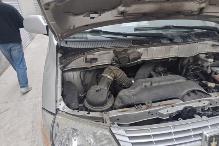 Used Jinbei Express 2020 2.0L Upgraded Version China VI Standard 6-Seater 1TZS Engine Bay Right