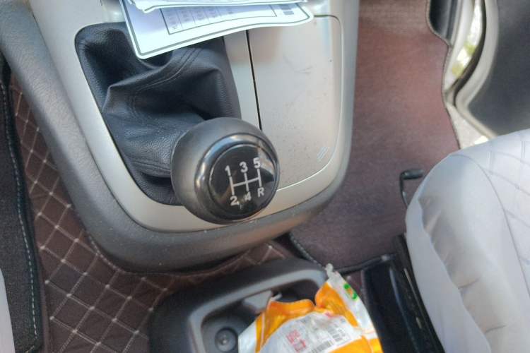Used Jinbei Express 2020 2.0L Upgraded National V Luxury 9-Seater V19 Gear Lever