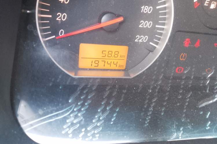 Used Jinbei Express 2020 2.0L Upgraded Version China VI Standard Luxury 9-Seater 1TZS Odometer Close Up