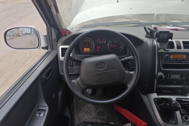Used Jinbei Express 2020 2.0L Upgraded Version China VI Standard 6-Seater 1TZS Steering Wheel