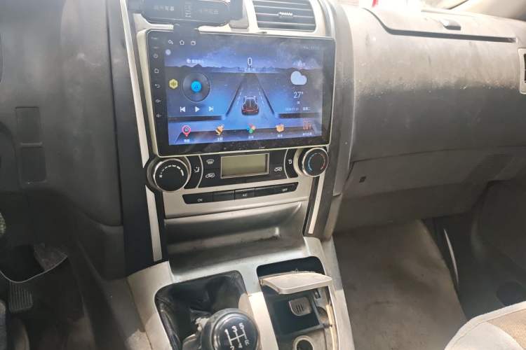 Used Jinbei Express 2020 2.0L China VI Standard Practical 6-Seater G6P-5 1TZS Audio And AC Panel