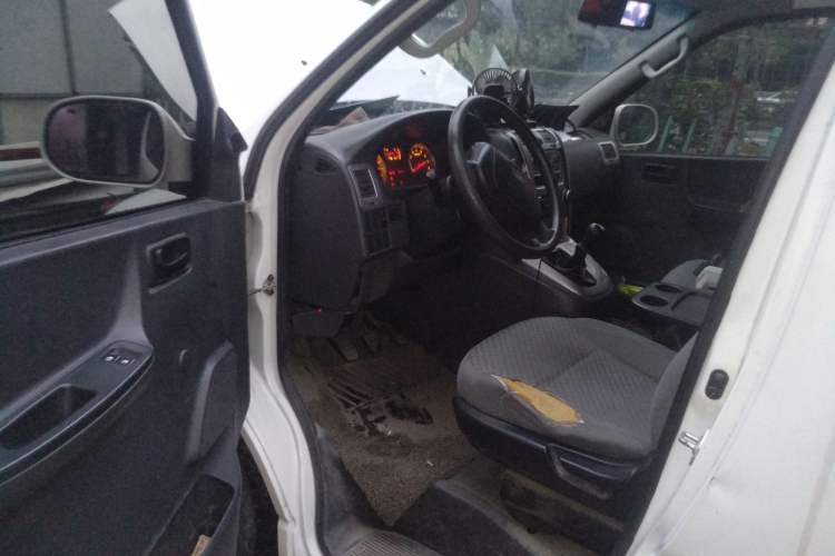Used Jinbei Express 2020 2.0L Upgraded Version China VI Standard 6-Seater 1TZS Driver Seat