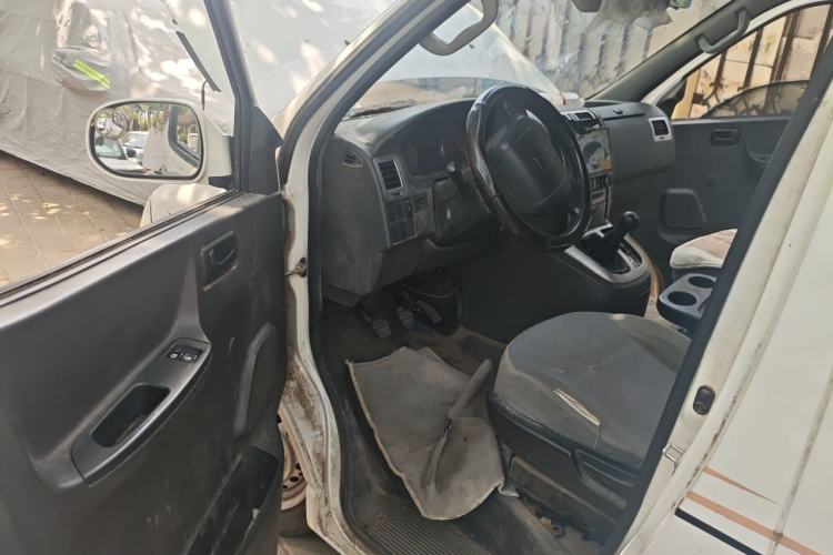 Used Jinbei Express 2020 2.0L China VI Standard Practical 6-Seater G6P-5 1TZS Driver Seat