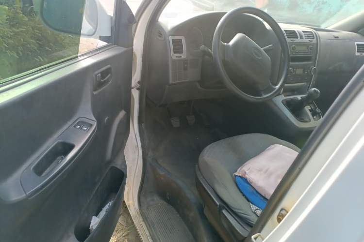 Used Jinbei Express 2020 2.0L China VI Standard Practical 6-Seater G6P-5 1TZS Driver Seat