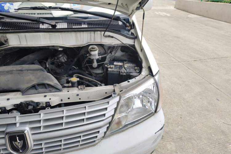 Used Jinbei Express 2020 2.0L China VI Standard Practical 6-Seater G6P-6 1TZS Engine Bay Left