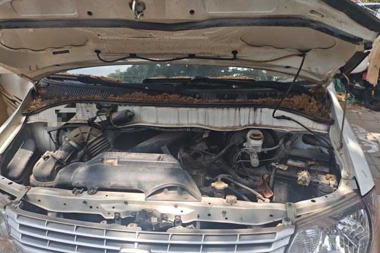 Used Jinbei Express 2020 2.0L China VI Standard Practical 6-Seater G6P-5 1TZS Engine Bay