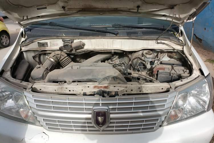 Used Jinbei Express 2020 2.0L China VI Standard Practical 6-Seater G6P-5 1TZS Engine Bay