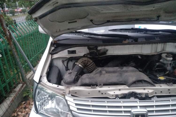 Used Jinbei Express 2020 2.0L Upgraded Version China VI Standard 6-Seater 1TZS Engine Bay Right