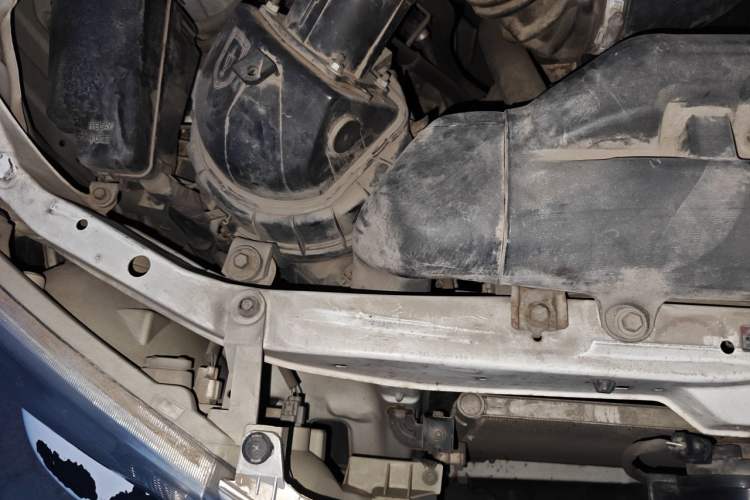 Used Jinbei Express  Engine Bay Right