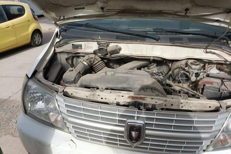 Used Jinbei Express 2020 2.0L China VI Standard Practical 6-Seater G6P-5 1TZS Engine Bay Right