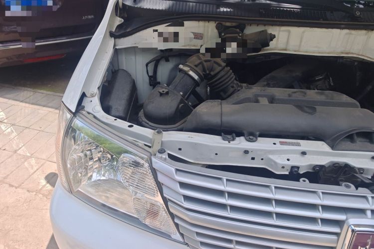 Used Jinbei Express 2020 2.0L Upgraded Version China VI Standard 6-Seater 1TZS Engine Bay Right